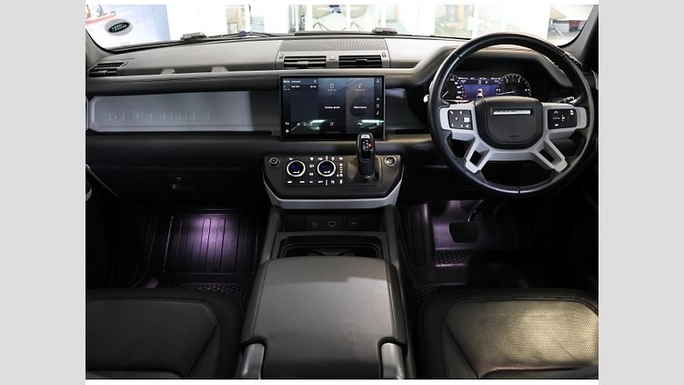 2022 New Land Rover Defender 110 Tamar Blue Balance of 5 Year/100 000 km's Maintenance plan from inception date
**FULL BRAND NEW MATT WRAP***
2022 Defender 110 D300 SE X-Dynamic. A rare find in this condition, combining the 221kW/650Nm heavy-duty diesel engine with a luxury-focused SE interior. 2022 Land Rover Defender 110 D300 SE X-Dynamic (221KW)