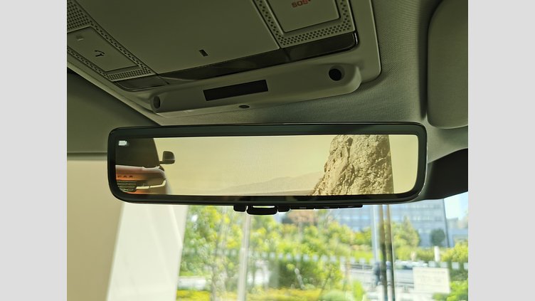 2024 認定中古車 Land Rover Defender 110 カルパチアングレイ P300 ガソリン X-Dynamic SE