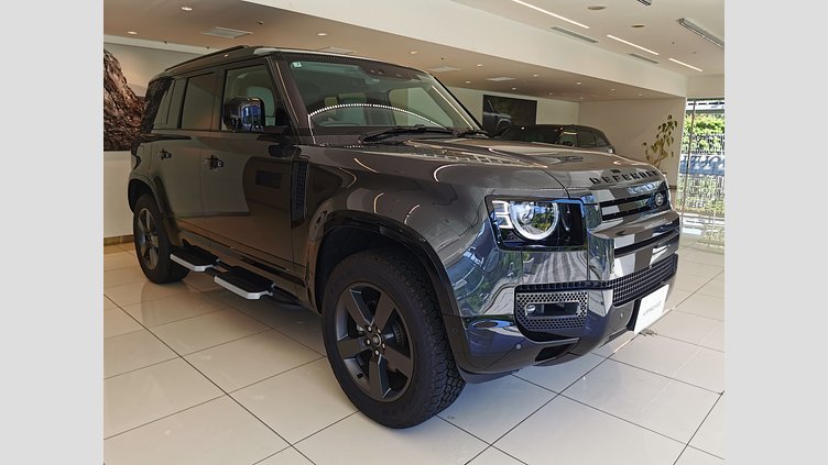2024 認定中古車 Land Rover Defender 110 カルパチアングレイ P300 ガソリン X-Dynamic SE