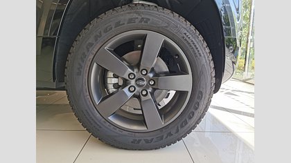 Defender 110 8