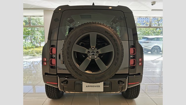 2024 認定中古車 Land Rover Defender 110 カルパチアングレイ P300 ガソリン X-Dynamic SE