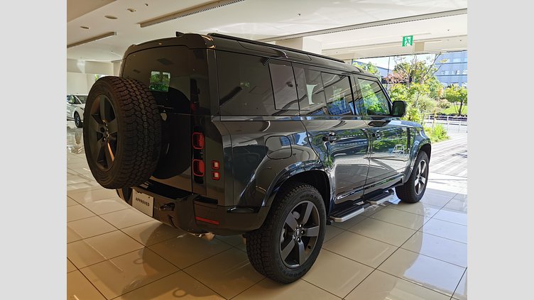 2024 認定中古車 Land Rover Defender 110 カルパチアングレイ P300 ガソリン X-Dynamic SE