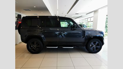 Defender 110 12