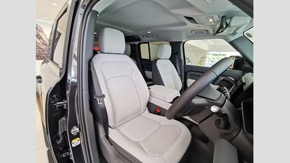 Defender 110 16
