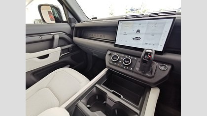 Defender 110 34