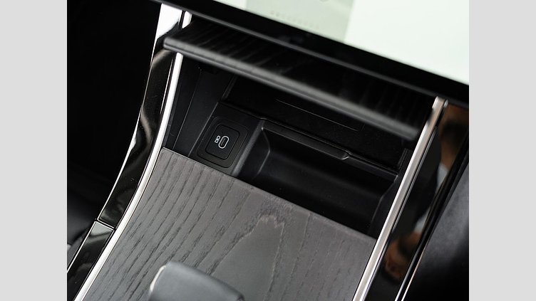 2024 認定中古車 Land Rover Range Rover Velar ハクバシルバー P400eプラグインハイブリッド（ガソリン） スタンダードホイールベース Dynamic SE