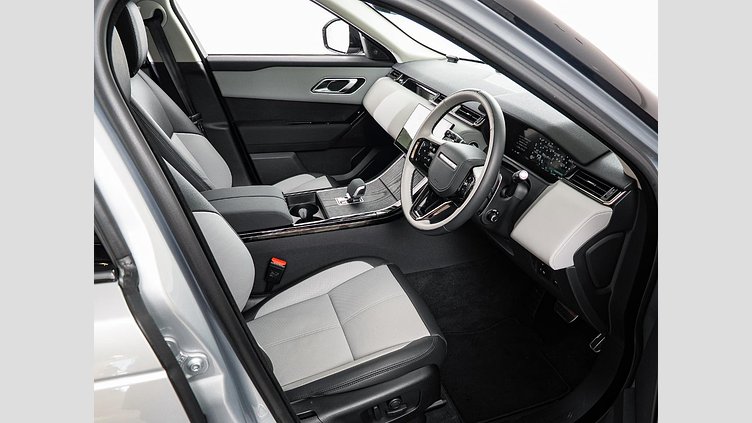 2024 認定中古車 Land Rover Range Rover Velar ハクバシルバー P400eプラグインハイブリッド（ガソリン） スタンダードホイールベース Dynamic SE