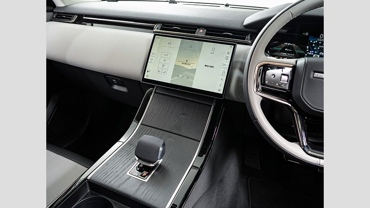 2024 認定中古車 Land Rover Range Rover Velar ハクバシルバー P400eプラグインハイブリッド（ガソリン） スタンダードホイールベース Dynamic SE