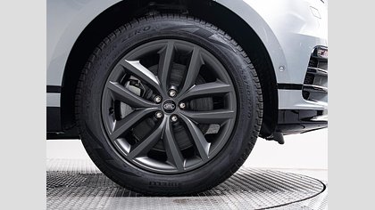 Range Rover Velar 11