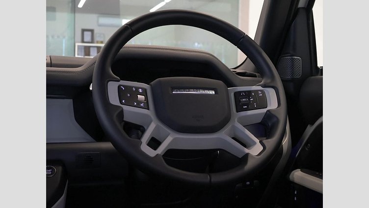 2024 New Land Rover Defender 110 Fuji White D300 D300 X-Dynamic HSE