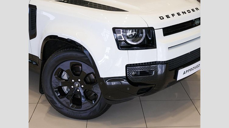 2024 New Land Rover Defender 110 Fuji White D300 D300 X-Dynamic HSE