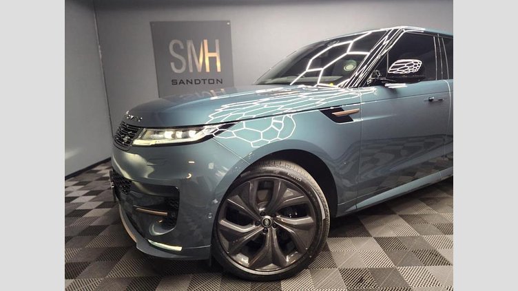 2024 Approved Land Rover Range Rover Sport Giola Green panoramic sunroof
stylish mag/alloy rims
Electric tow bar
Apple CarPlay
 D350 Dynamic HSE