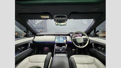 Range Rover Sport 8