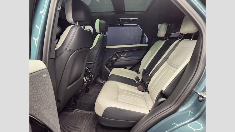 2024 Approved Land Rover Range Rover Sport Giola Green panoramic sunroof
stylish mag/alloy rims
Electric tow bar
Apple CarPlay
 D350 Dynamic HSE