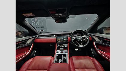 F-Pace 8