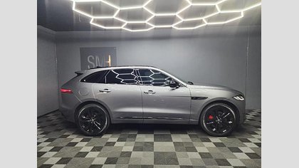 F-Pace 4