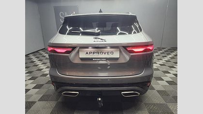 F-Pace 5
