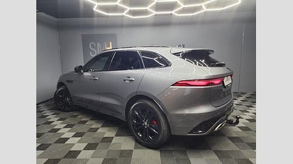 F-Pace 6