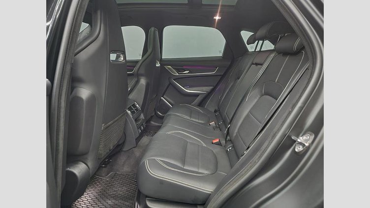 2025 Approved Jaguar F-Pace Santorini Black Black Roof Rails, Heads-up Display, 360 Degrees Surround Cameras, LED Headlights, Front and Rear PDC, 21 Inch wheels, Keyless Entry, Electric Tailgate, Meridian Surround Sound System, Cabin Lighting Ambient, Front Electric Seats with Memory, D300 AWD R-Dynamic HSE