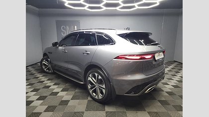 F-Pace 6