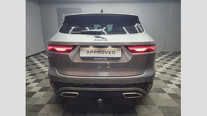 F-Pace 5