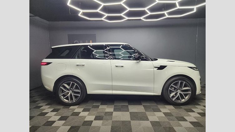 2025 Approved Land Rover Range Rover Sport Fuji White Experience the perfect blend of power and luxury with the 2025 Land Rover Range Rover Sport D350 Dynamic HSE. Cloaked in a striking Fuji white, this SUV is engineered to impress. Beneath its sleek exterior lies a 3.0L i6 turbo diesel engine, . D350 Dynamic HSE