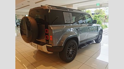 Defender 110 13