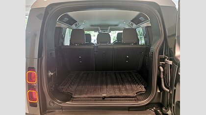 Defender 110 14