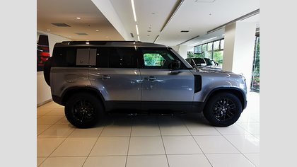 Defender 110 12