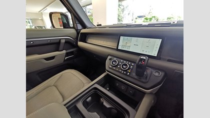 Defender 110 33
