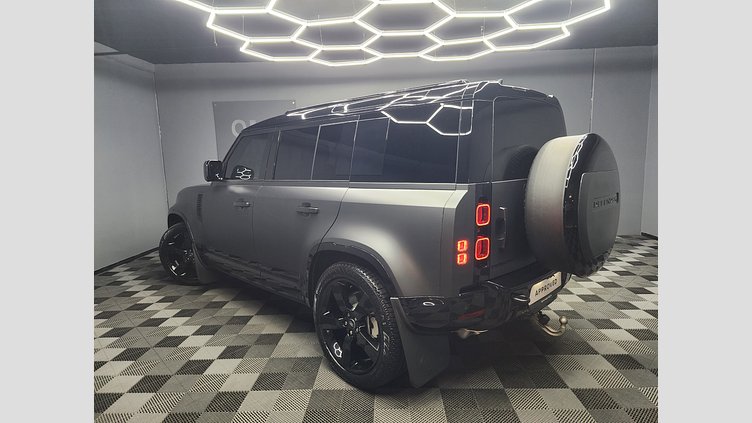 2025 Approved Land Rover Defender 110 Carpatian Grey The 2025 Land Rover Defender 110 D350 X-Dynamic HSE in striking Carpathian Grey with a Matte PPF finish and premium Caraway Leather interior delivers the perfect balance of luxury and capability,  D350 X-Dynamic HSE
