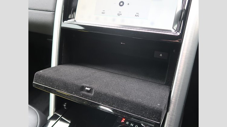2018 認定中古車 Land Rover Discovery Santorini Black 3.0 V6 Dsl Mono Turbo Std Flow HSE