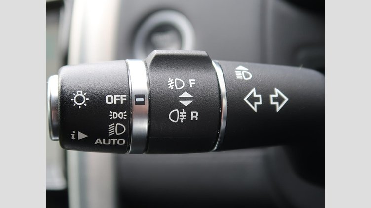 2018 認定中古車 Land Rover Discovery Santorini Black 3.0 V6 Dsl Mono Turbo Std Flow HSE