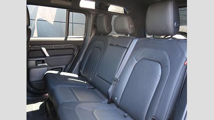 Defender 110 10