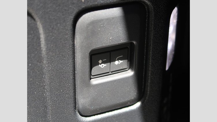 2023 認定中古車 Land Rover Defender 110 カルパチアングレイ D300 AWD（AT） X-DYNAMIC SE