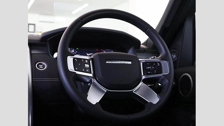 2024 Approved Land Rover Discovery Fuji White D350 D350 Dynamic SE