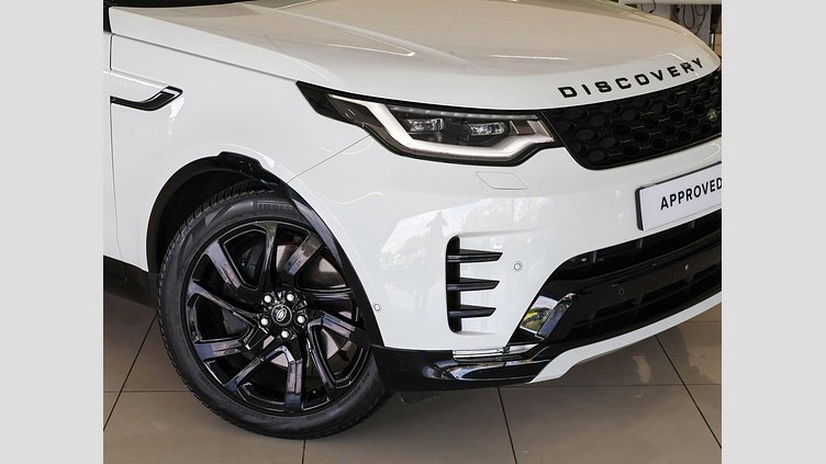 2024 Approved Land Rover Discovery Fuji White D350 D350 Dynamic SE