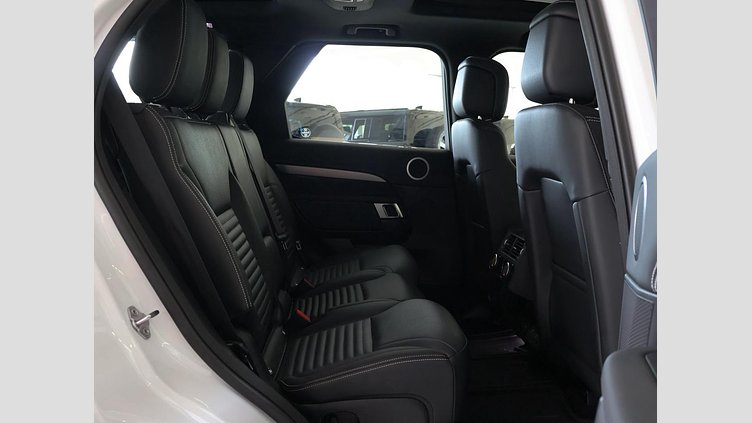 2024 Approved Land Rover Discovery Fuji White D350 D350 Dynamic SE