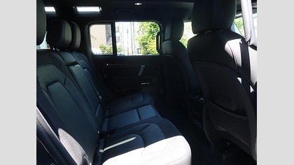Defender 110 73