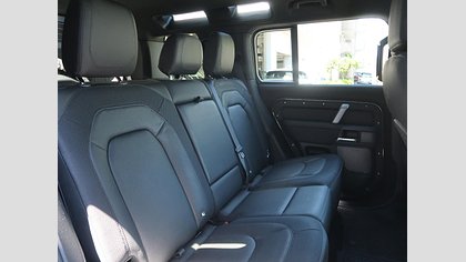 Defender 110 68