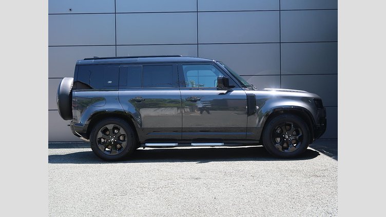 2023 認定中古車 Land Rover Defender 110 カルパチアングレイ D300 AWD（AT） X-DYNAMIC SE