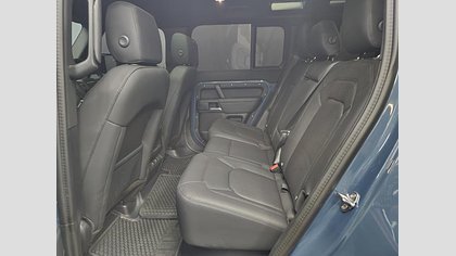 Defender 110 9