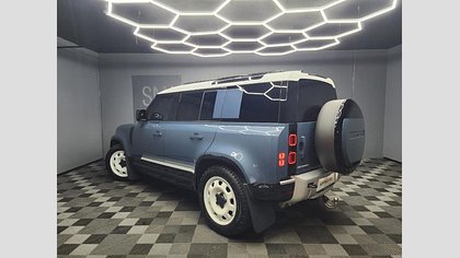 Defender 110 6
