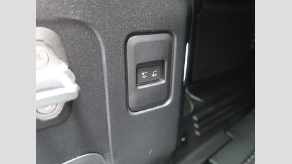 Defender 110 36