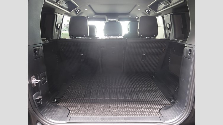2023 認定中古車 Land Rover Defender 110 サントリーニブラック D300 AWD（AT） X-DYNAMIC HSE