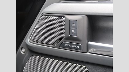 Defender 110 60