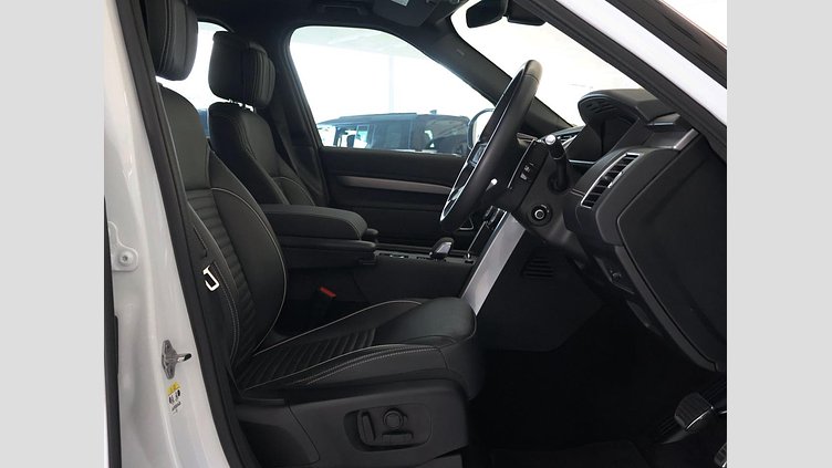 2024 Approved Land Rover Discovery Fuji White D300 D300 R-Dynamic HSE