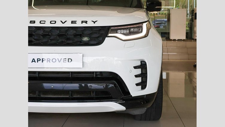 2024 Approved Land Rover Discovery Fuji White D300 D300 R-Dynamic HSE