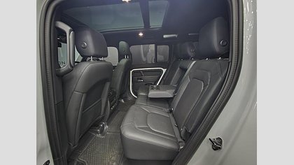 Defender 110 9