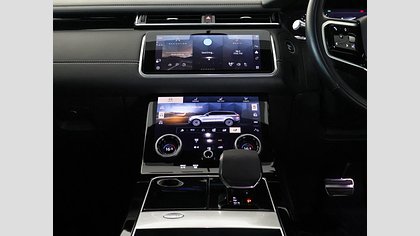 Range Rover Velar 16